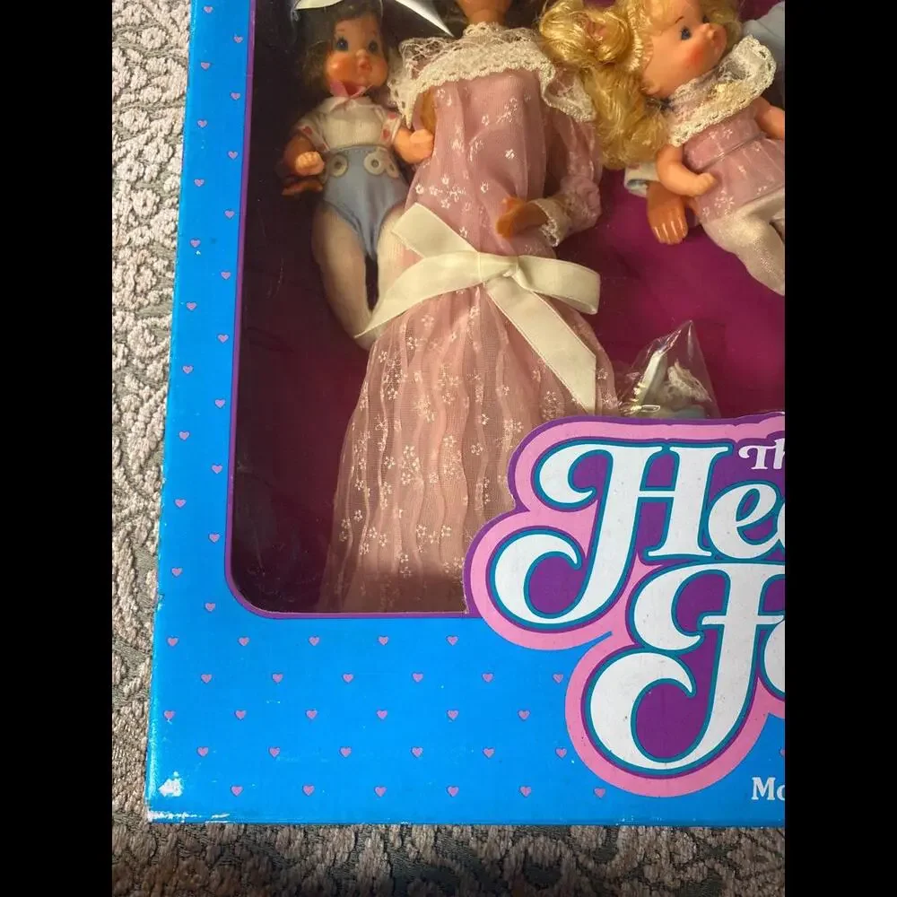 Vintage 1984 Mattel‎ Heart Family Mom, Dad, & Babies Deluxe Set 9439 BRAND NEW